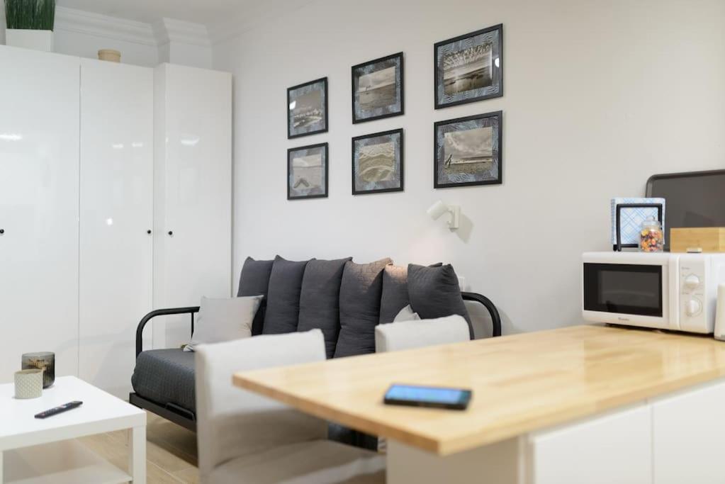 Estudio En Playa De Las Canteras Лас Палмас де Гран Канария Екстериор снимка