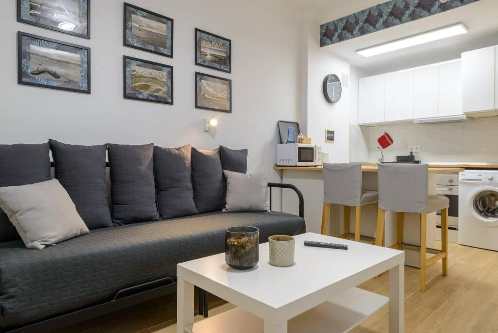 Estudio En Playa De Las Canteras Лас Палмас де Гран Канария Екстериор снимка